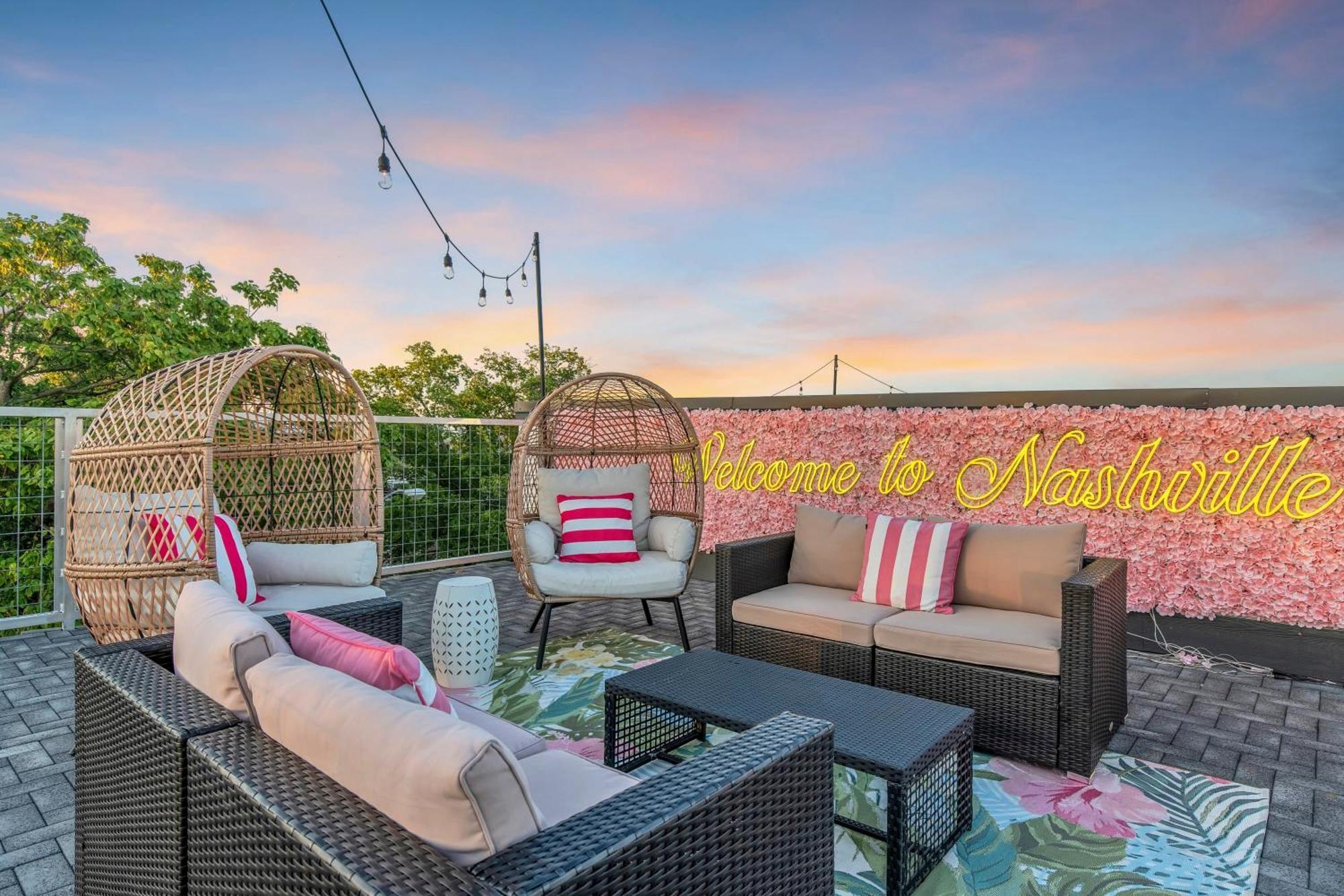 فيلا ناشفيلفي Dolly'S Big House - 18 Beds Skydeck Views المظهر الخارجي الصورة